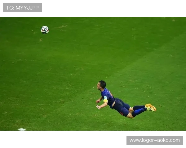 霸气足球明星壁纸展现强势风采与无敌气场的完美瞬间